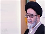 امام جمعه تبریز تاکید کرد؛ از ظرفیت فضای مجازی برای جریان انداختن گفتمان انقلاب استفاده شود