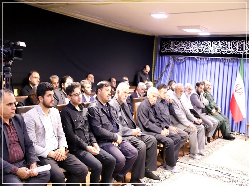 تقدیر از شعرا و دست اندرکاران کنگره شعر محرم