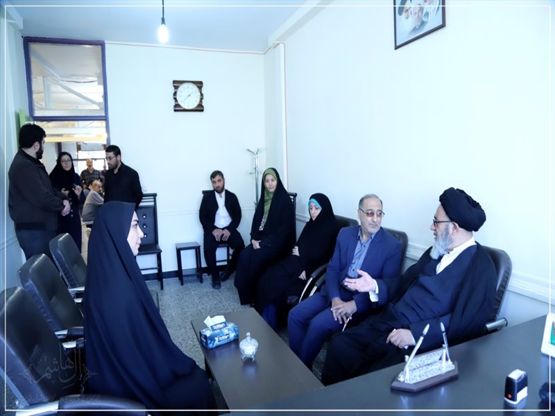 دیدار امام جمعه تبریز از خانه سالمندان