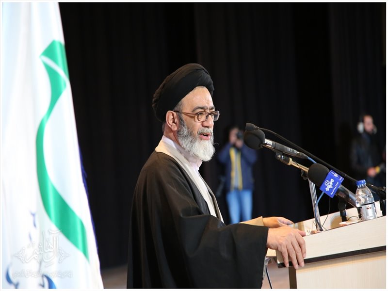 مراسم بزرگداشت ۹دی در تالار وحدت دانشگاه تبریز