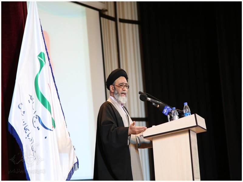 مراسم بزرگداشت ۹دی در تالار وحدت دانشگاه تبریز