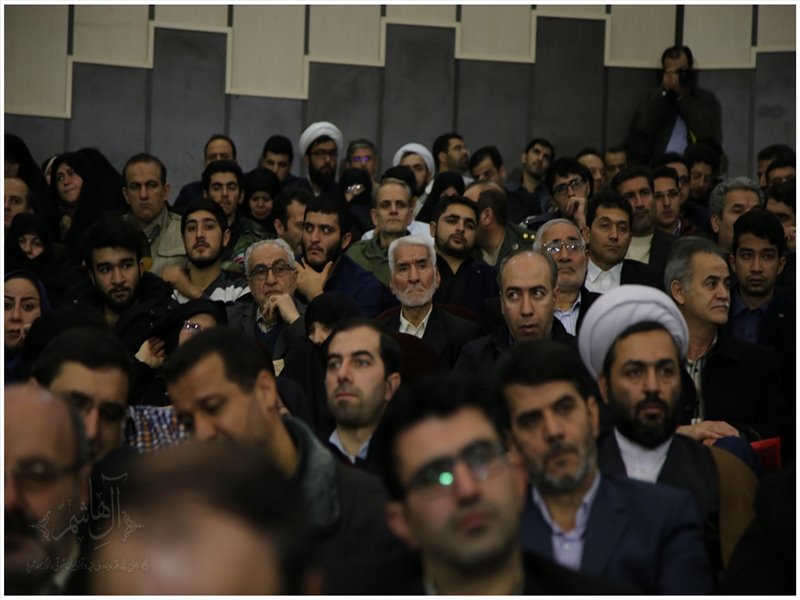 مراسم بزرگداشت ۹دی در تالار وحدت دانشگاه تبریز