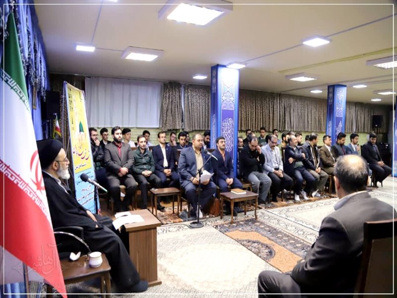 شب شعر شاعران دانشگاه های آذربایجان شرقی