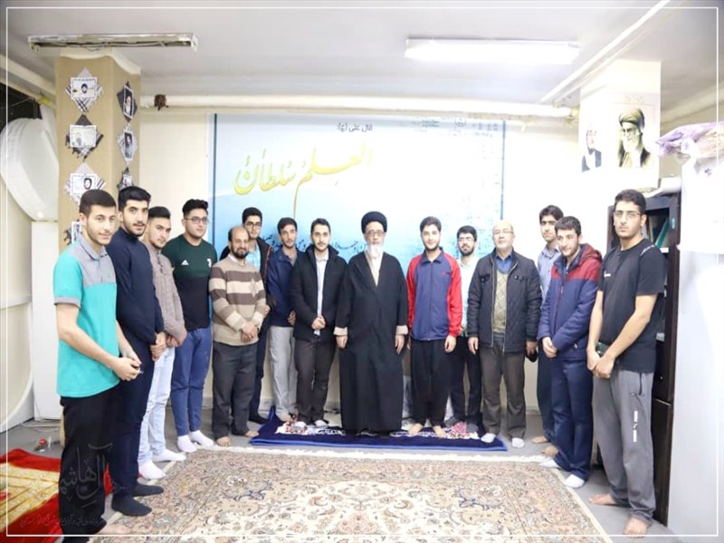 حضور امام جمعه تبریز در خوابگاه دانشجویان