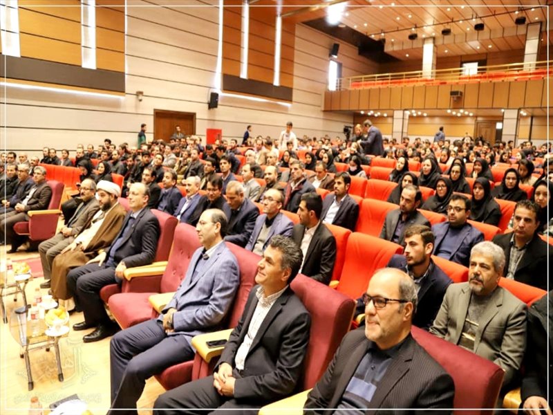 به مناسبت هفته پژوهش و سالروز وحدت حوزه و دانشگاه انجام گرفت