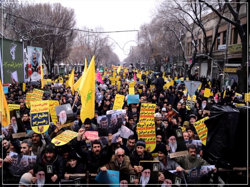 راهپیمایی مردم تبریز در حمایت از سپاه پاسداران و نیروهای مسلح