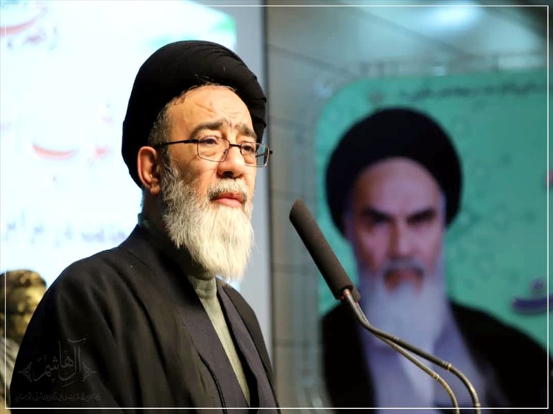 با حضور نماینده ولی فقیه زنگ انقلاب در تبریز نواخته شد
