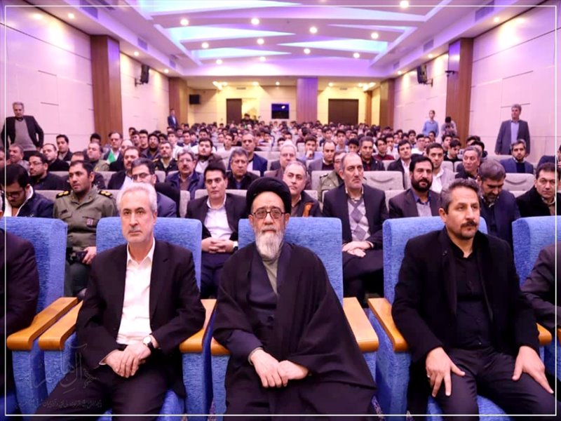 با حضور نماینده ولی فقیه زنگ انقلاب در تبریز نواخته شد