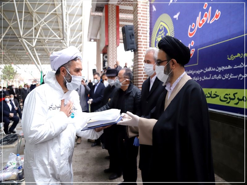 مراسم تجلیل از مدافعان خاموش