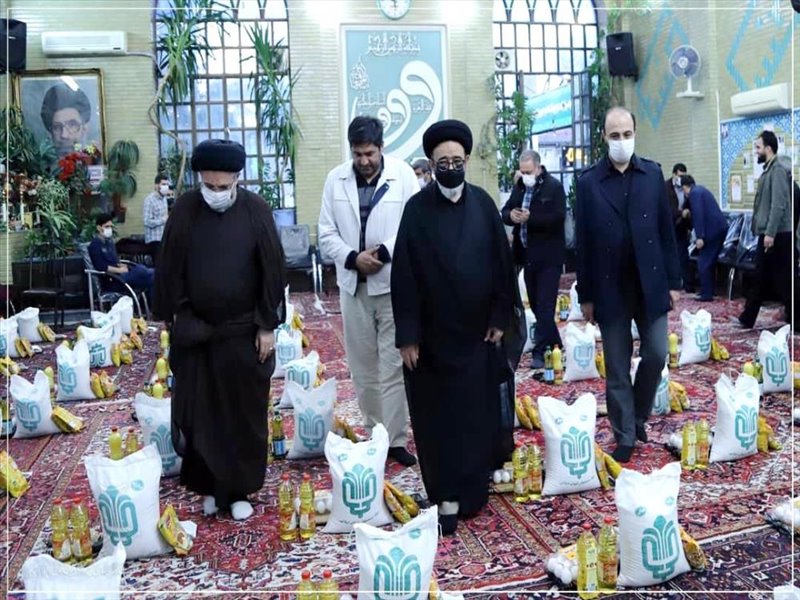 بازدید نماینده ولی فقیه از مراکز توزیع بسته های کمک معیشتی در تبریز