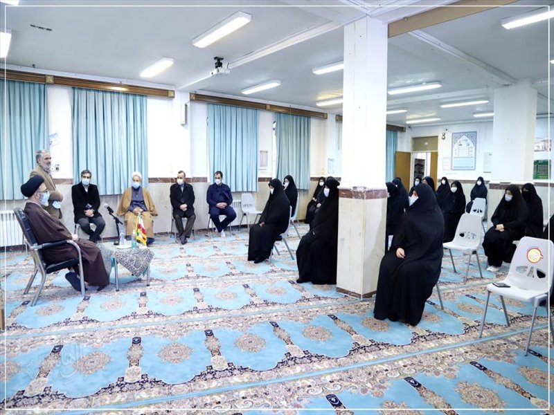 بازید نماینده ولی فقیه در استان از موسسه آموزشی فرهنگی ميثاق تبریز