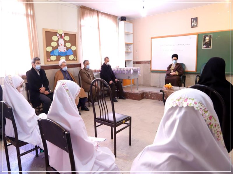 بازید نماینده ولی فقیه در استان از موسسه آموزشی فرهنگی ميثاق تبریز
