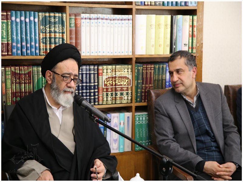 دیدار اعضای ستاد احیای دریاچه ارومیه با امام جمعه تبریز