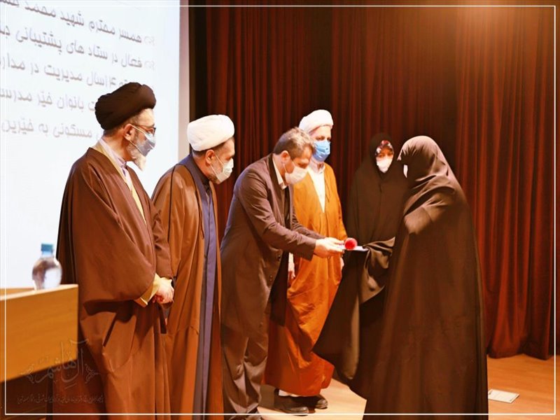 نشست هم اندیشی ولایت از منظر حضرت زهرا(س)
