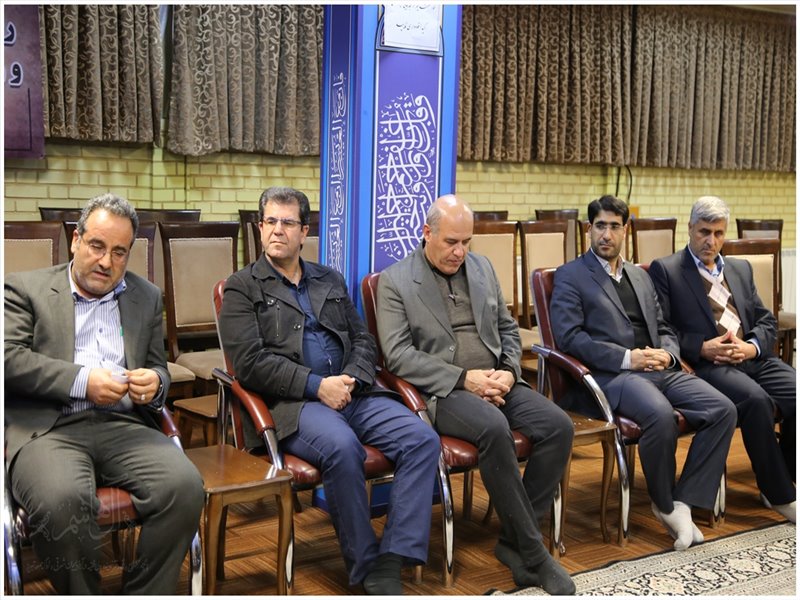 دیدار مدیران صنایع در شهرک سرمایه گذاری خارجی با نماینده ولی فقیه در استان