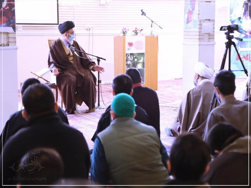 گرامیداشت ایام الله دهه فجر در حوزه علمیه جامعه المصطفی العامیه