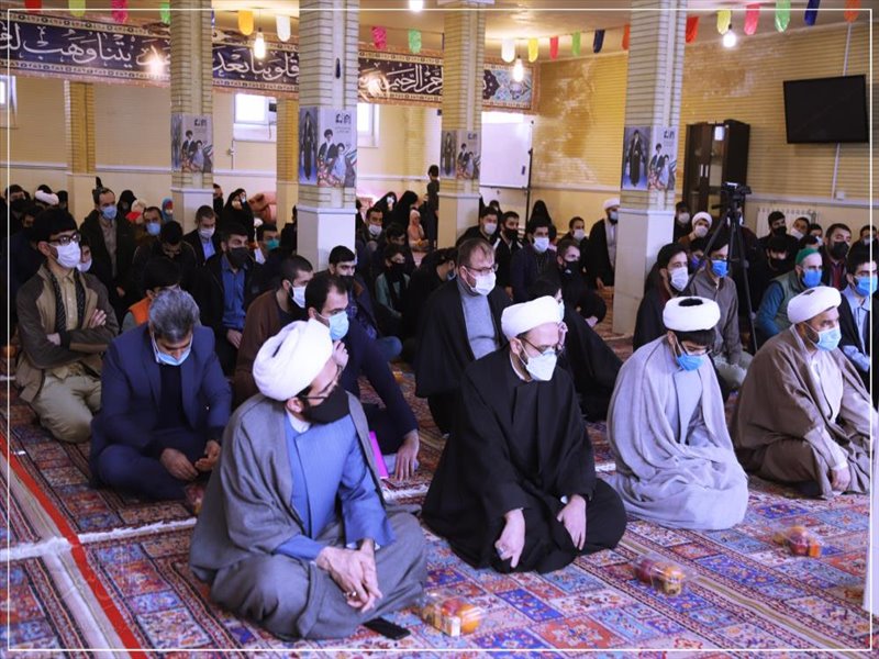 گرامیداشت ایام الله دهه فجر در حوزه علمیه جامعه المصطفی العامیه