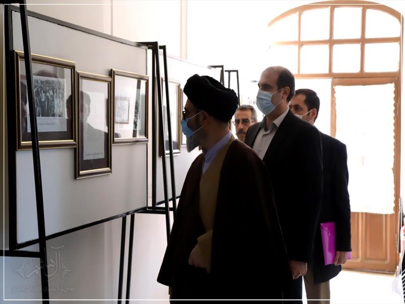مراسم رونمایی از سند مبارزات انقلابی روحانیون آذربایجان