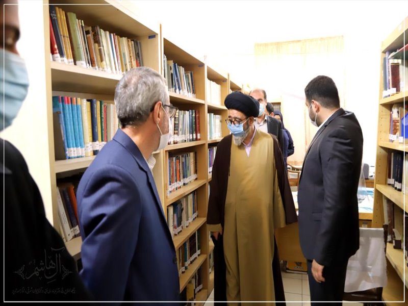 مراسم رونمایی از سند مبارزات انقلابی روحانیون آذربایجان