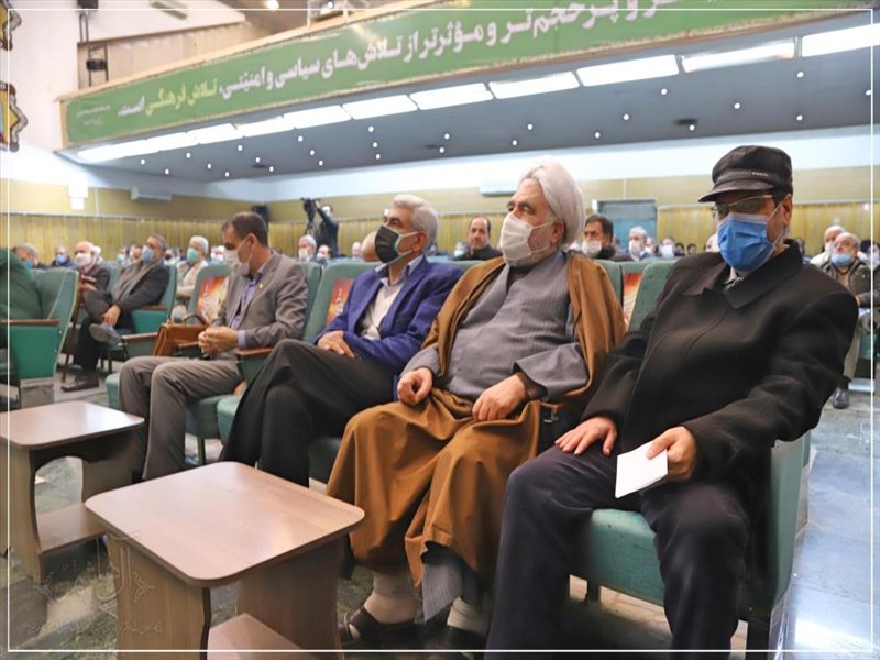 دیدار امام جمعه تبریز با پیشکسوتان سپاه عاشورا