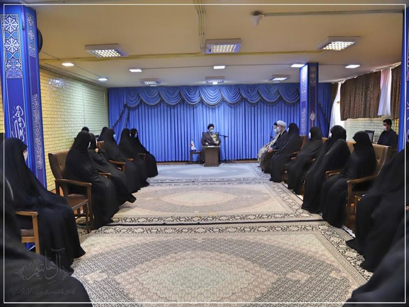 دیدار مدیران مدارس علوم دینی حوزه علمیه خواهران استان