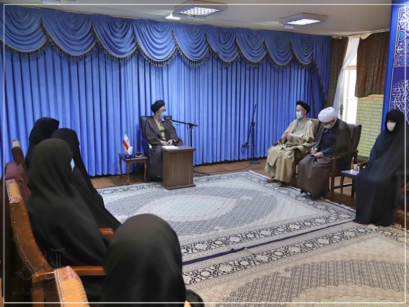 دیدار مدیران مدارس علوم دینی حوزه علمیه خواهران استان