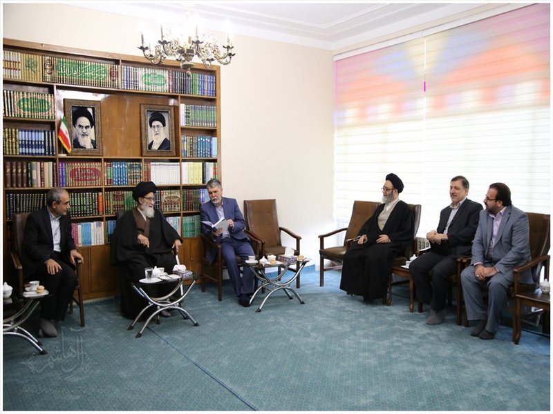 وزیر فرهنگ و ارشاد اسلامی با امام جمعه تبریز دیدار کرد