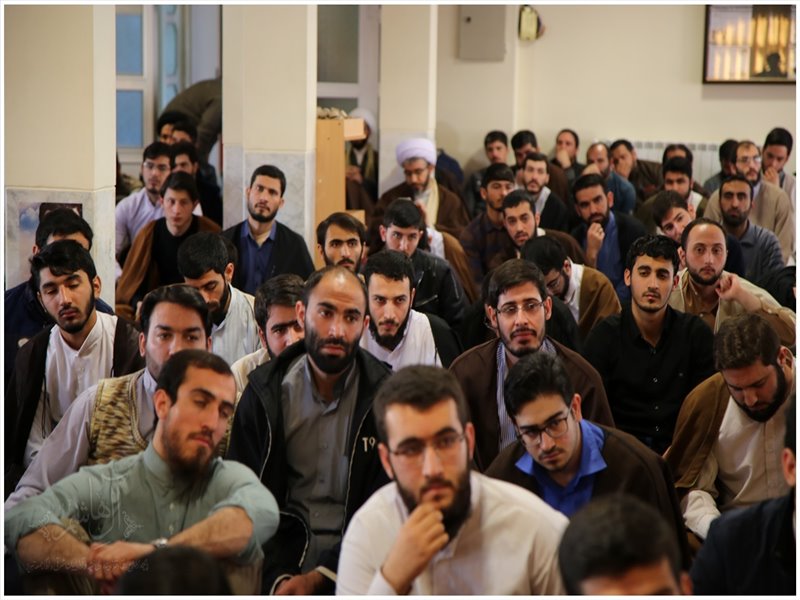 حضور امام جمعه تبریز در حجره های طلاب