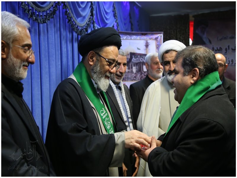 مراسم اختتامیه و تجلیل از خادمین اربعین حسینی