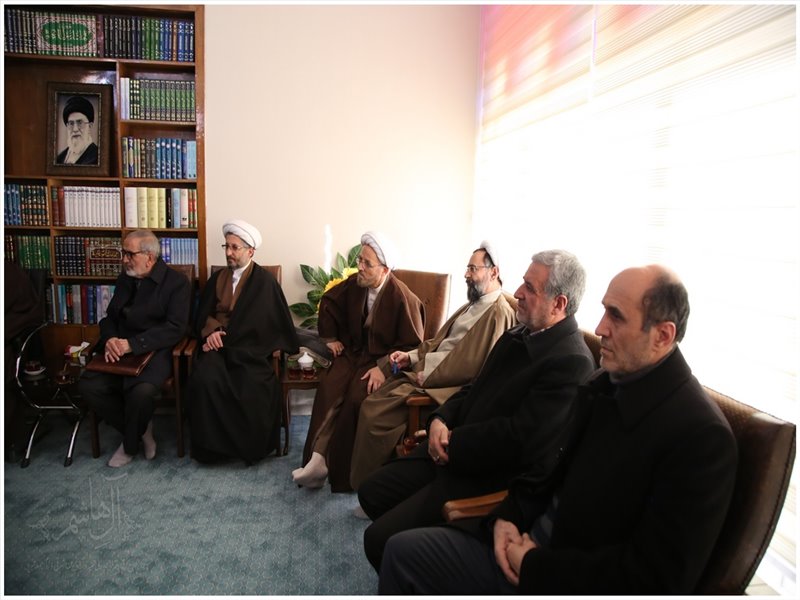 دیدار اعضای دارالتحقیق شهید مطهری تبریز