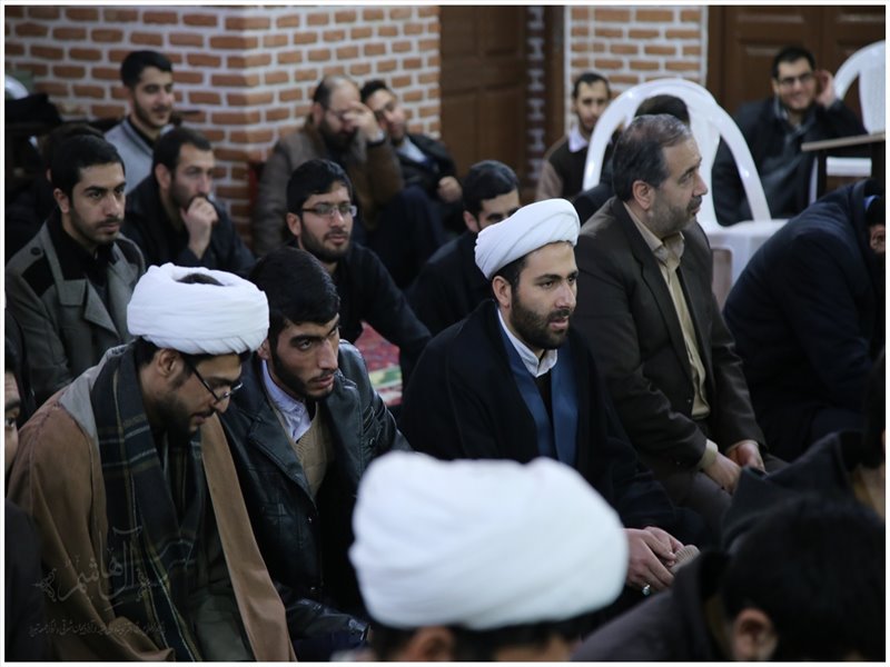 بازدید نماینده ولی فقیه در استان از حوزه علمیه سفیران هدایت