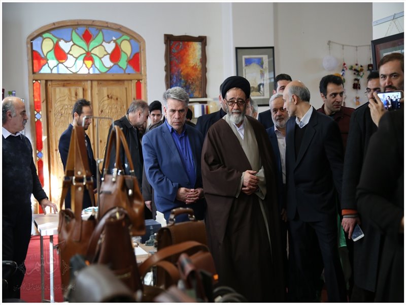 آغاز به کار نمایشگاه دائمی هنرآفرینان تبریز