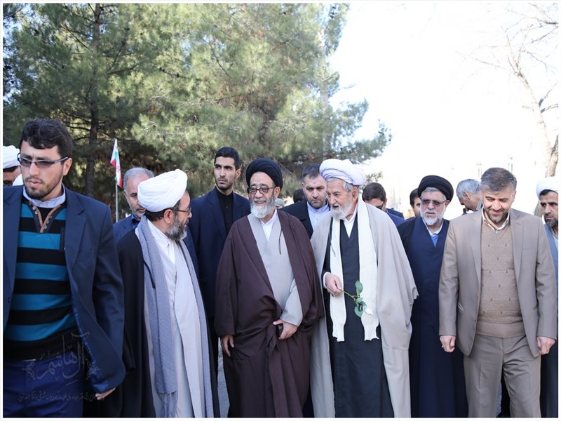 یادواره شهدای شهرستان ملکان با حضور امام جمعه تبریز