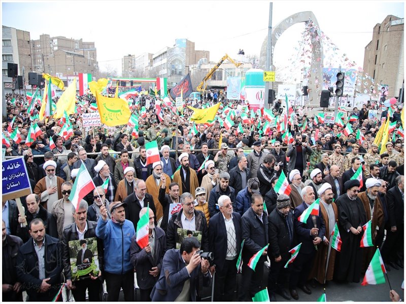 راهپیمایی یوم الله 22 بهمن در تبریز
