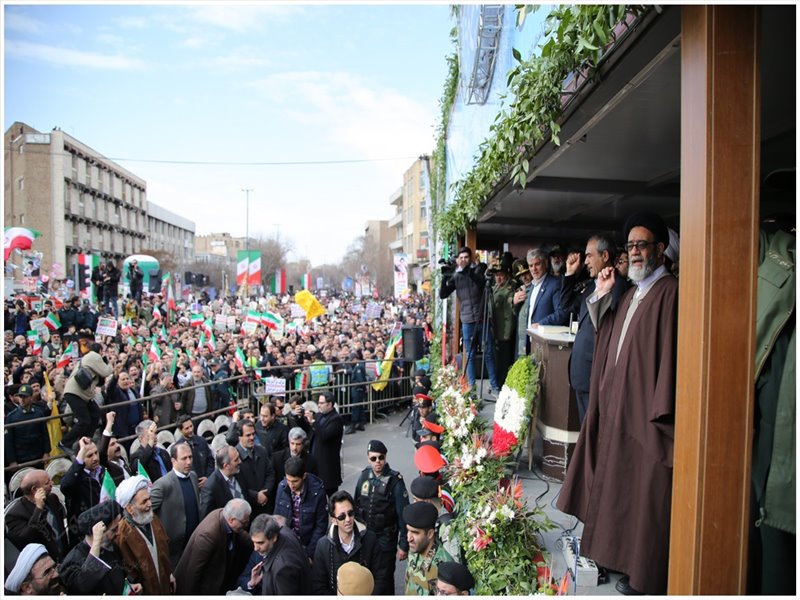 راهپیمایی یوم الله 22 بهمن در تبریز