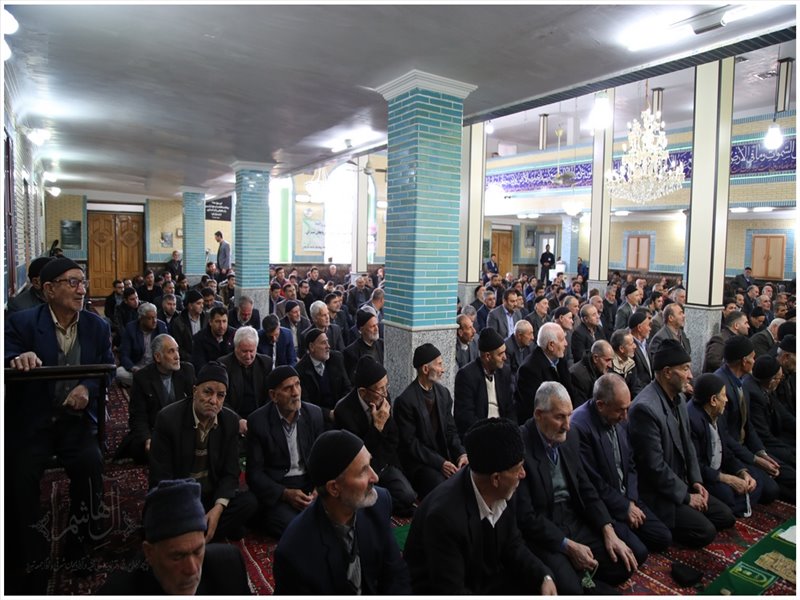 حضور نماینده ولی فقیه در نمازجمعه شهر شربیان