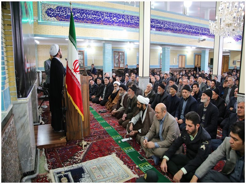 حضور نماینده ولی فقیه در نمازجمعه شهر شربیان