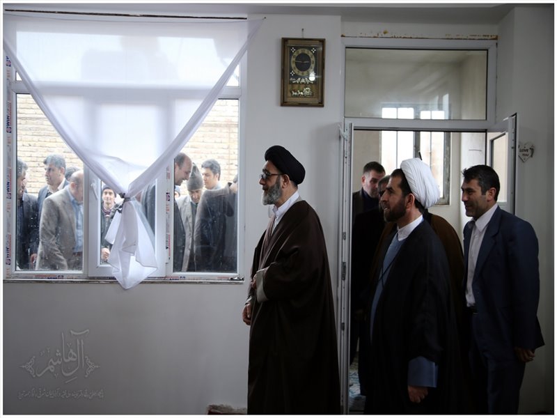 حضور نماینده ولی فقیه در نمازجمعه شهر شربیان