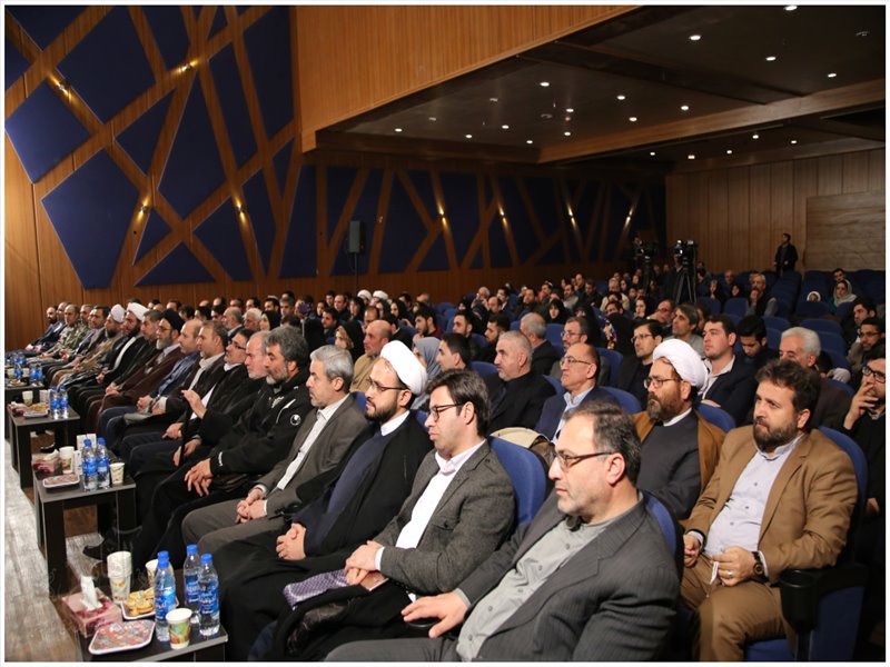 آیین اختتامیه اولین جشنواره بین المللی اربعین در تبریز