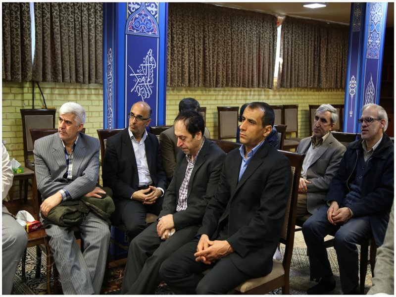 دیدار امدادگران کمیته امداد با نماینده ولی‌فقیه در استان