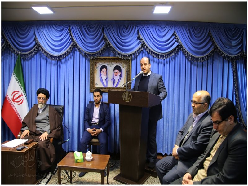 دیدار امدادگران کمیته امداد با نماینده ولی‌فقیه در استان