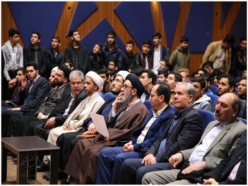 همایش دانش آموزی نسل چهار انقلاب