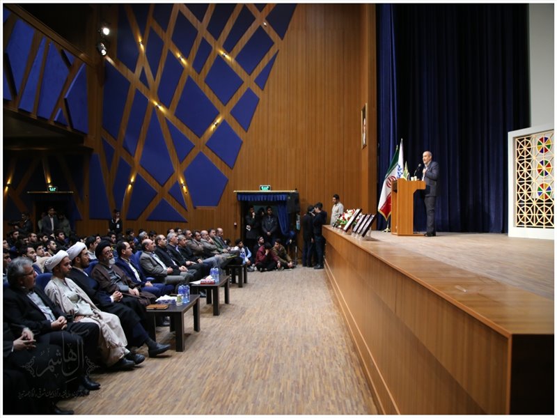 همایش دانش آموزی نسل چهار انقلاب