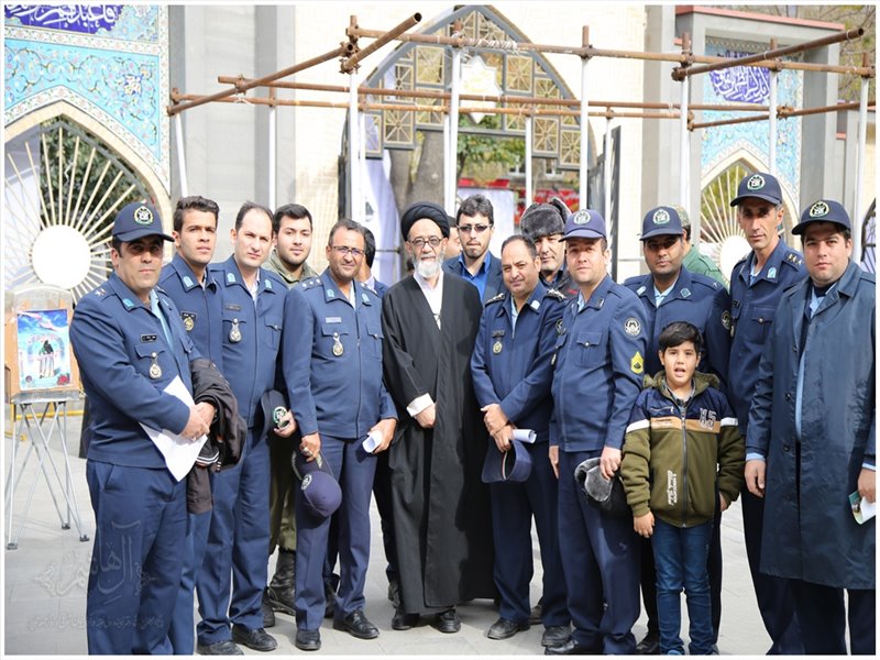 جمع آوری کمک های مردمی برای زلزله زدگان در تبریز