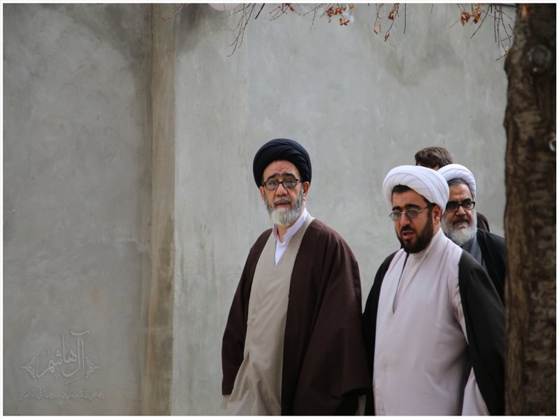 نمازجمعه تسوج با حضور نماینده ولی فقیه در استان