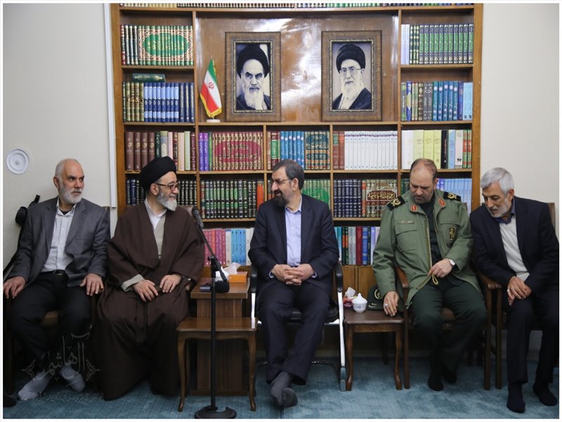 دیدار سرلشکر پاسدار رضایی با امام جمعه تبریز