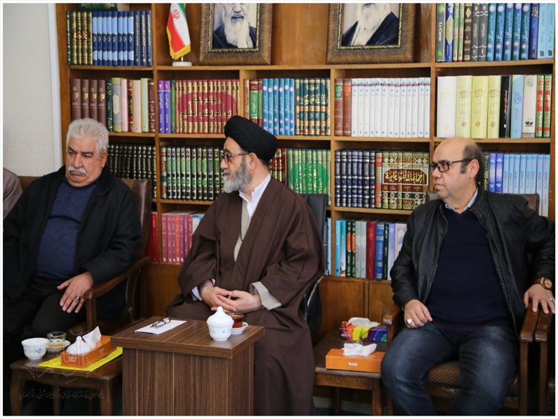 دیدار صمیمی تعدادی از هنرمندان سینما و تئاتر تبریز