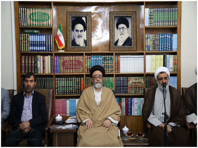 دیدار مبلغان طرح آرامش بهاری با نماینده ولی فقیه در استان