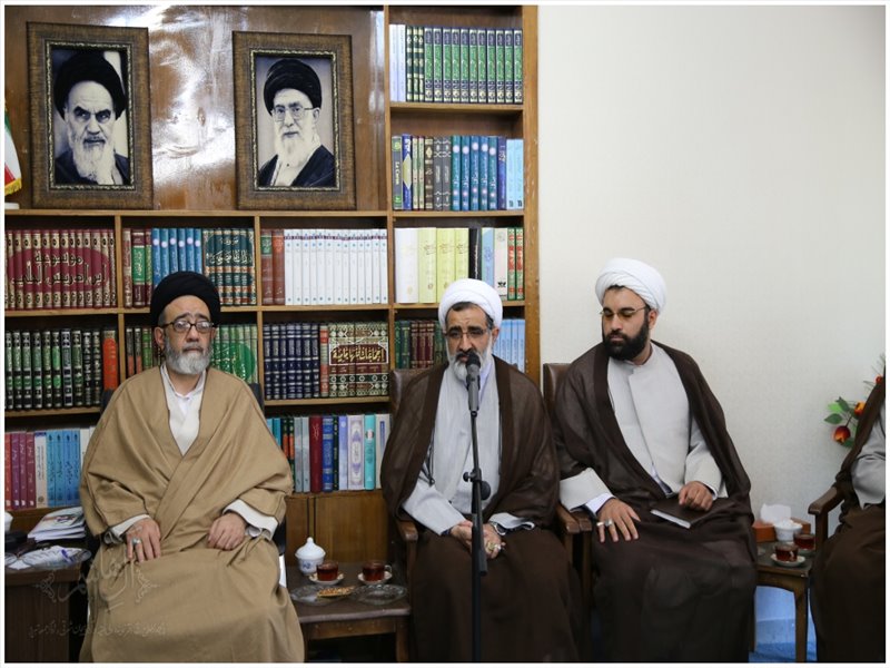 دیدار مبلغان طرح آرامش بهاری با نماینده ولی فقیه در استان