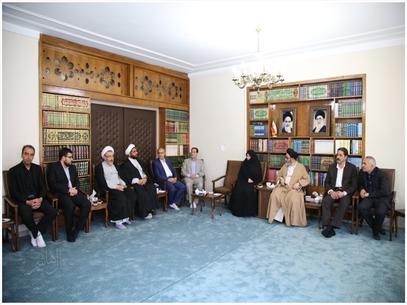 دیدار نوروزی امام جمعه تبریز با مدیران و مسئولان استانی